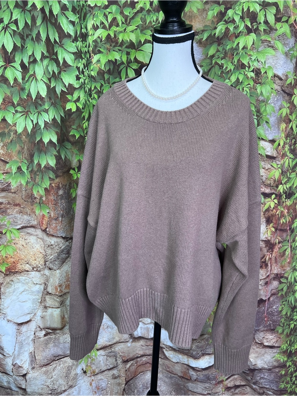 QUINCE Cocoa Brown Relaxed Fit Organic Cotton Quiet Luxury Crewneck Sweater, XL - Picture 2 of 13